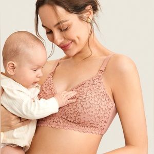 Momanda Lace Hands Free Pumping/Nursing Bra